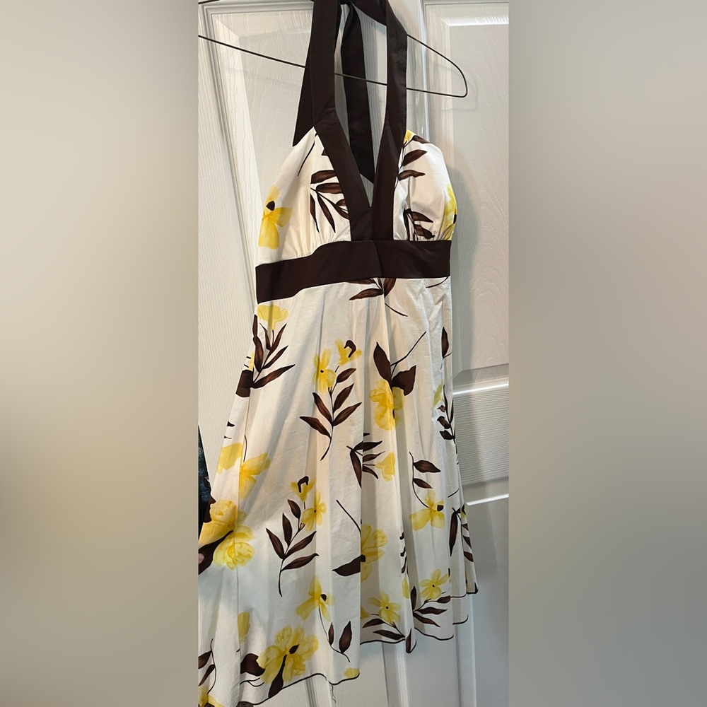 Juniors halter dress. Size 9. Runs small.